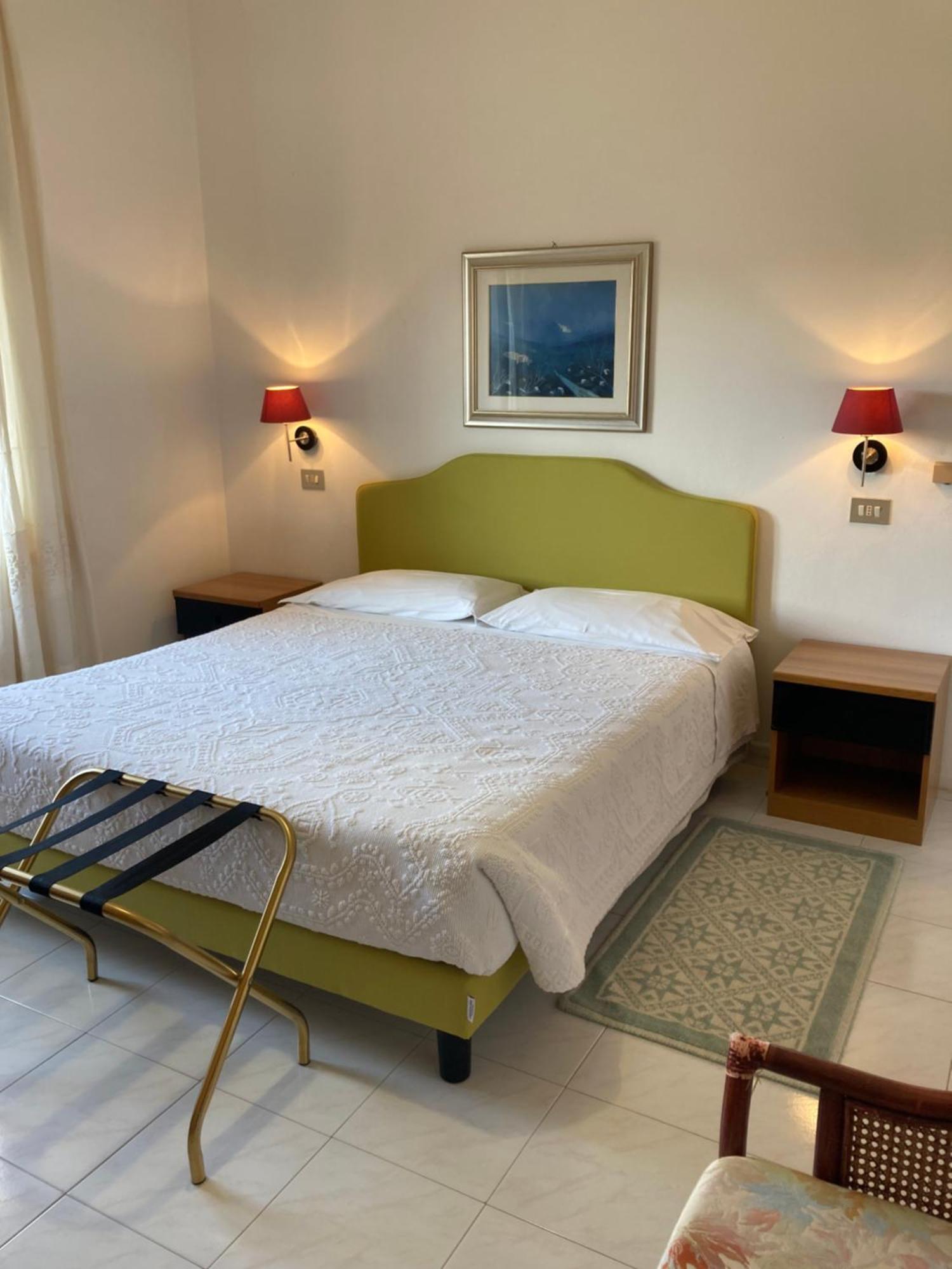 Hotel La Capannina Aritzo Luaran gambar
